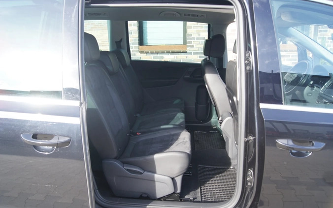 Seat Alhambra cena 36900 przebieg: 168000, rok produkcji 2019 z Korfantów małe 277